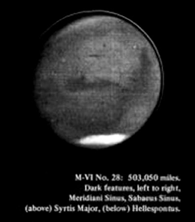 [Foto: Fotomosaico di Marte realizzato su immagini della sonda Mariner 9 (1972)]