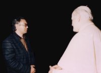 [Colloquio con il Papa Giovanni Paolo II, in occasione del convegno "I credenti in URSS oggi", 24 Marzo 1988, Sala Stampa Vaticana - 17K .jpg]